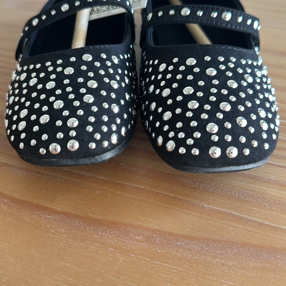 New with tags H&M studded black Mary Jane’s - Picture 4 of 14